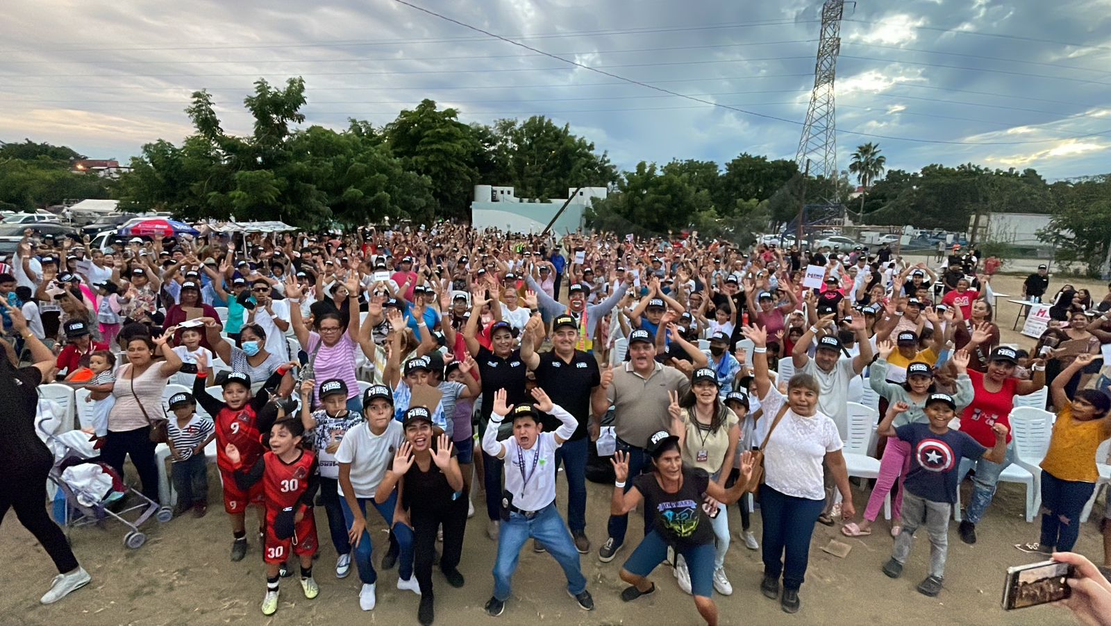 - Memo Romero y Gente de Corazón llaman a seguir demostrando que también sin ser gobierno se pueden hacer cosas en favor de la ciudad.