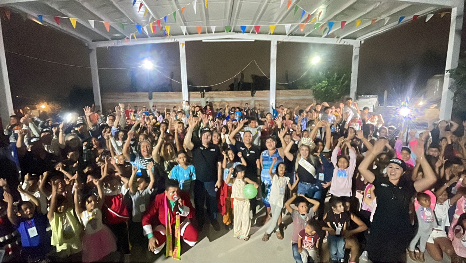 Guillermo Romero Rodríguez, presidente de la fundación hizo un llamado a las familias mazatlecas para que disfruten estas fiestas y valoren el poder convivir con sus seres queridos.