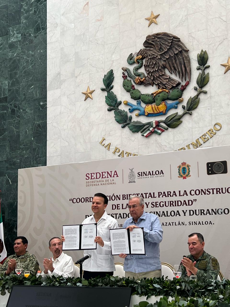 Ante autoridades militares, los gobernadores de ambos estados acordaron líneas de acción a implementar de manera coordinada.