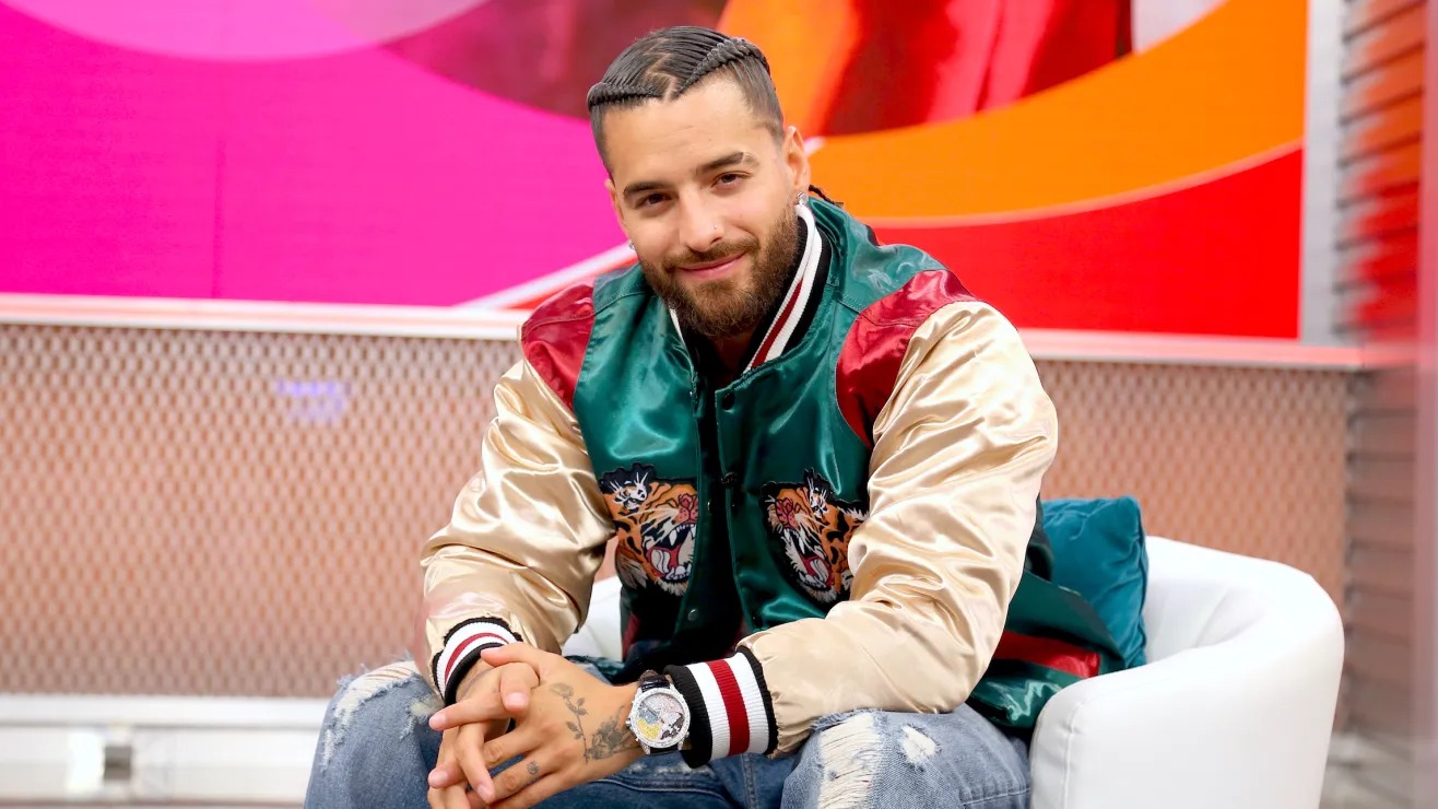 El jueves 22 de febrero, en punto de las 7p/6c, se trasmitirá a través de la pantalla de Univision una edición más de Premio Lo Nuestro, entrega que contará con la conducción de Angélica Vale, Clarissa Molina y Galilea Montijo, tal y como se dio a conocer hace tan solo unas semanas.