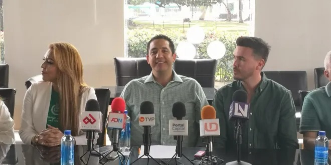 - Se mueve el Compadre Jesús Valdez en promoción con el gerente Verde.