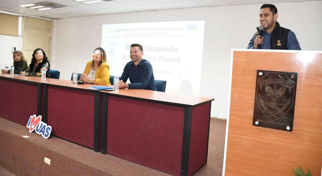 La física se ocupa de las leyes fundamentales del universo, es una disciplina importante, por tal motivo se realizó la XIV Olimpiada Estatal de Física, organizada por la Universidad Autónoma de Sinaloa siendo sede la preparatoria Mazatlán.