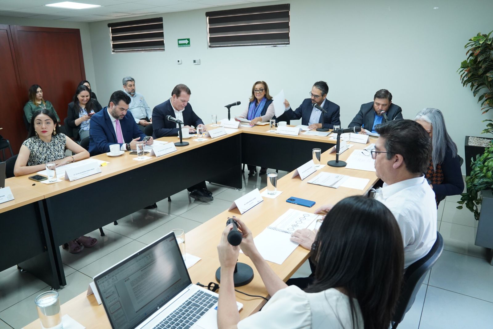 La Comisión de Fiscalización del Congreso del Estado de Sinaloa recibió de la Auditoría Superior del Estado el Programa Anual de Auditorías, Visitas e Inspecciones para el Ejercicio Fiscal 2024, integrado por 102 actos para la revisión.
