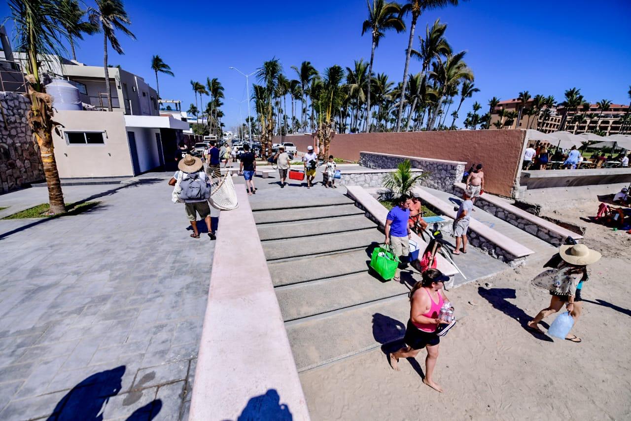 -	La rehabilitación de tres accesos en la zona de Playa Cerritos brinda mejor aspecto, seguridad y limpieza.