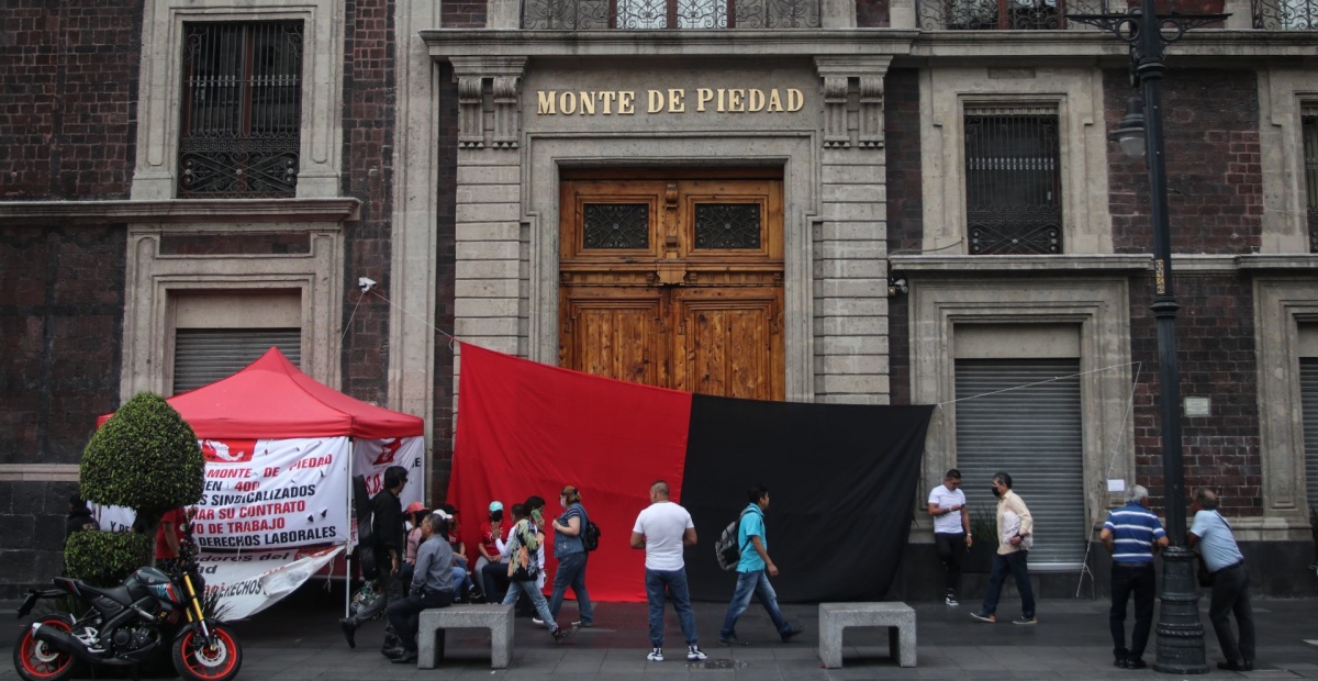 -	El Sindicato del Nacional Monte de Piedad concluyó una huelga de un mes tras lograr un incremento salarial del 18 por ciento