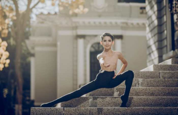 El bailarín mexicano Saúl Alfaro, de 12 años, recibió una beca para estudiar en la Sesión de Verano del Royal Winnipeg Ballet