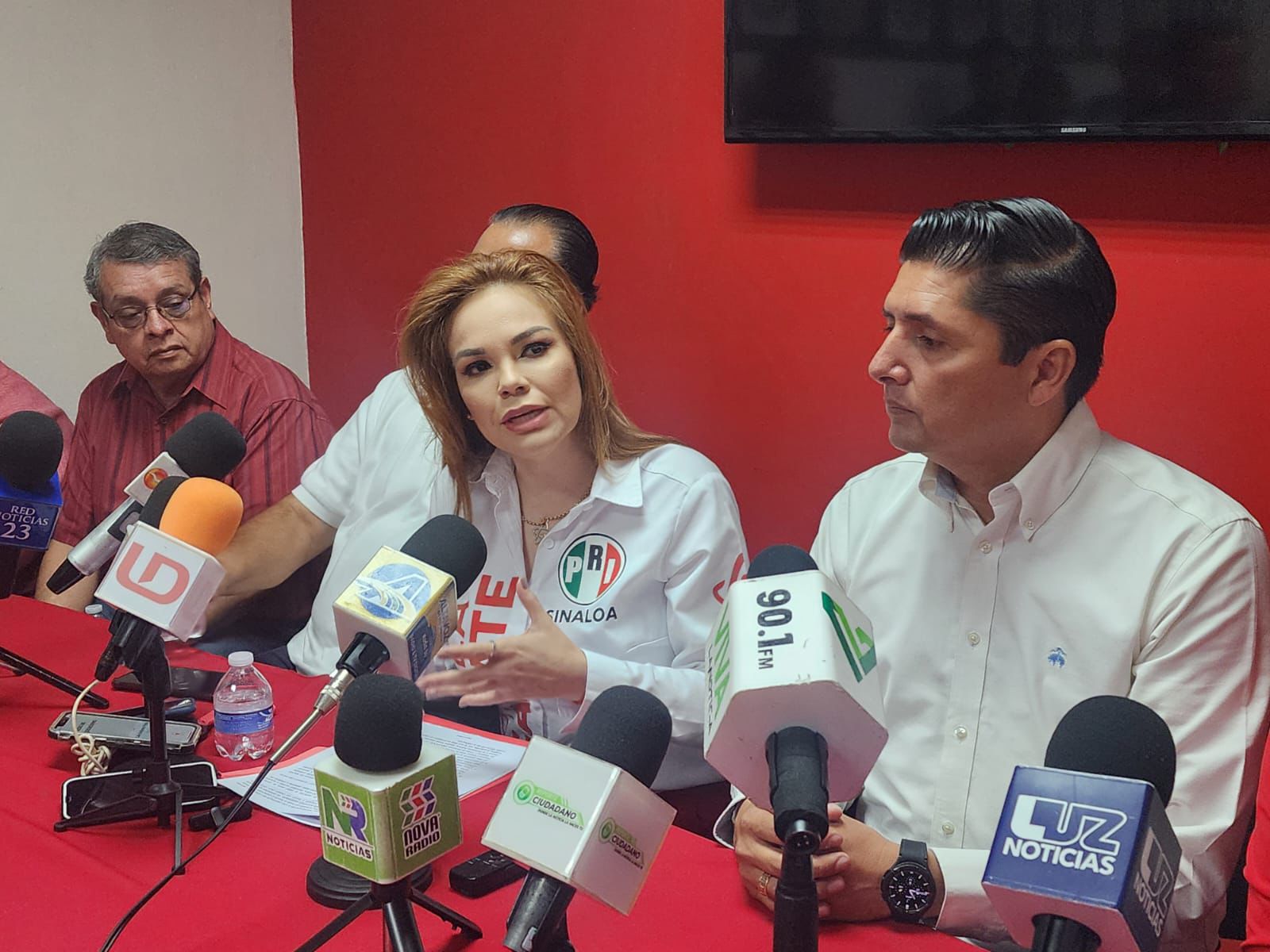 Interpondrá Paola Gárate, denuncia por violencia política en razón de género, contra el secretario de Seguridad Pública en el estado.