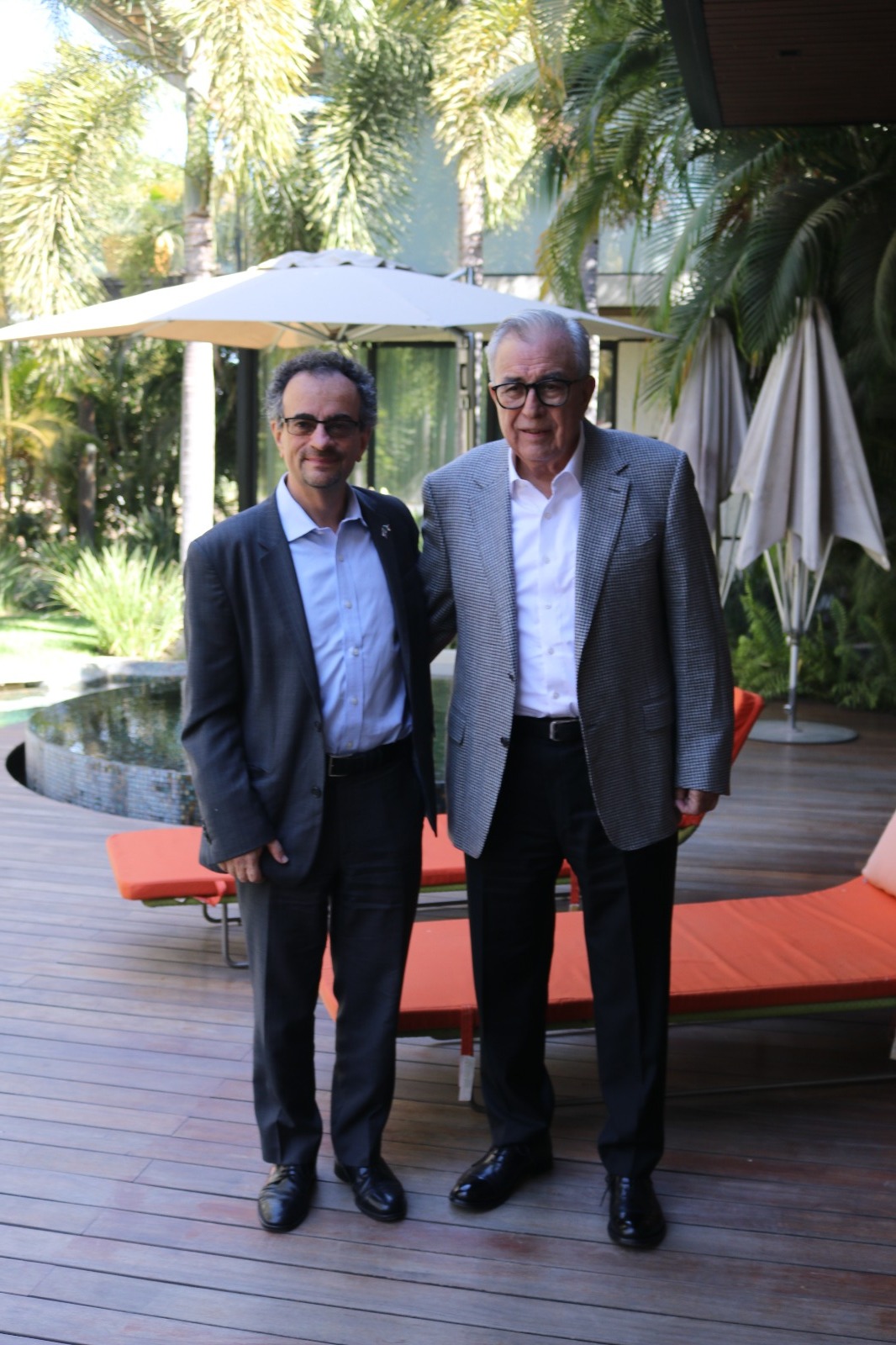 El gobernador Rubén Rocha Moya recibió al embajador del Reino Unido en México, John Benjamin, quien se encuentra de visita oficial en Sinaloa.
