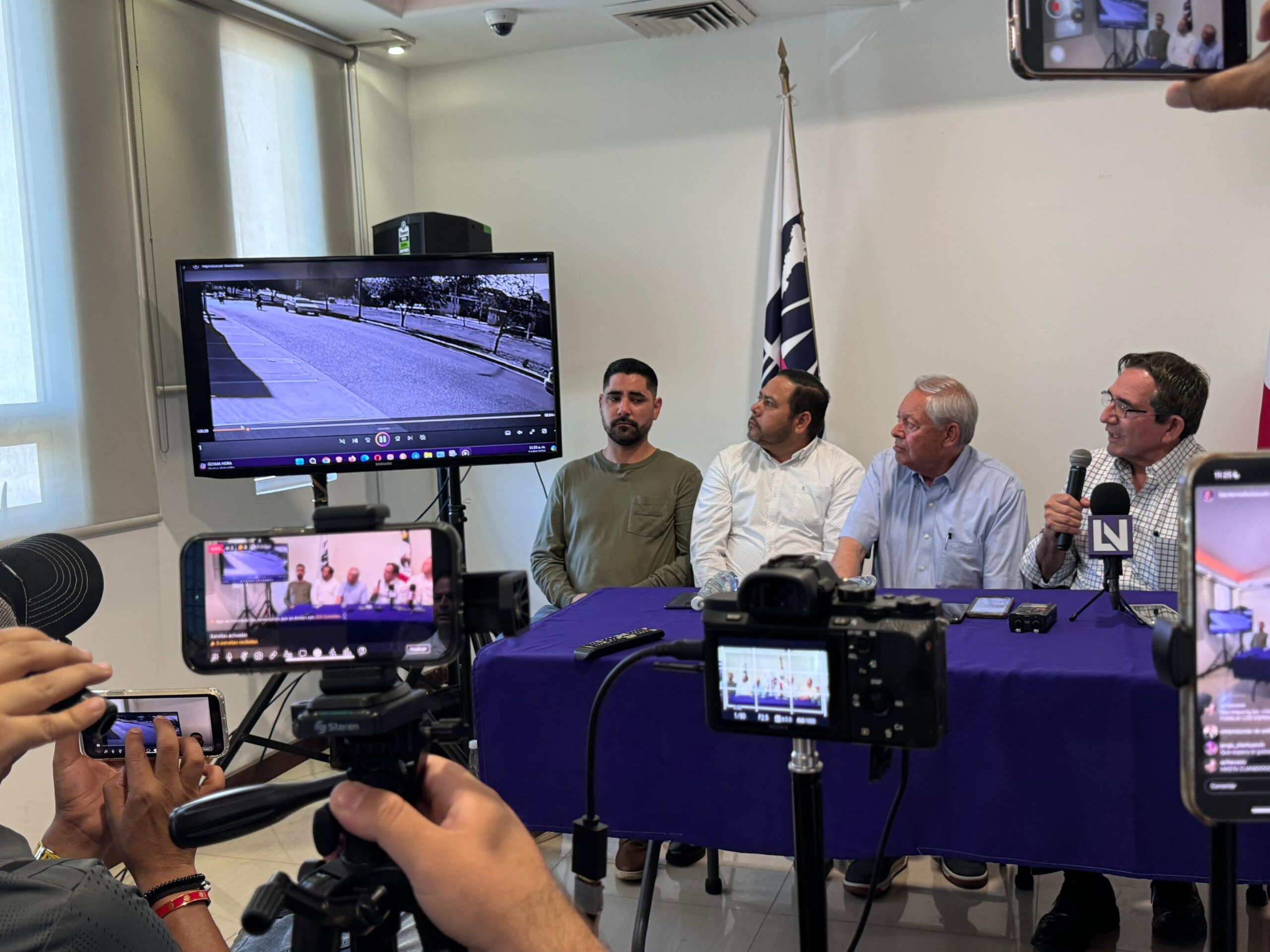 El líder moral del Partido Sinaloense, Héctor Melesio Cuén Ojeda, ha emitido un enérgico llamado a las autoridades estatales y federales exigiendo la pronta aparición con vida de dos compañeros del partido, Luis García y Juan Francisco Cerón, quienes se encuentran desaparecidos desde que fueron interceptados por la policía en el Estado de Sinaloa.
