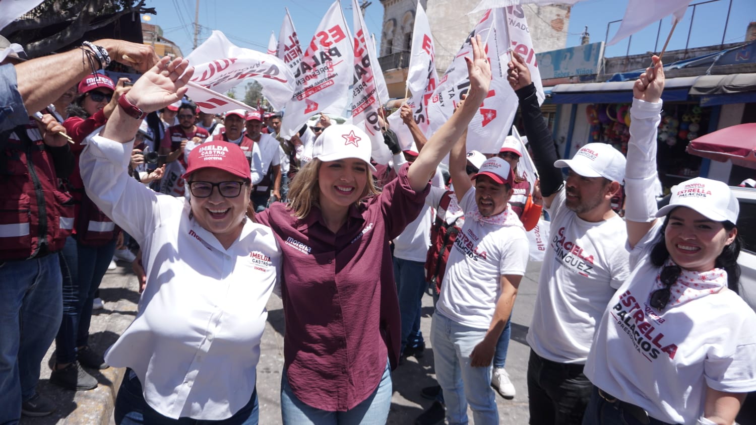 Estrella Palacios recibe el apoyo del magisterio al inaugurar el XX Torneo Regional de Voleibol “Walamo 2024”