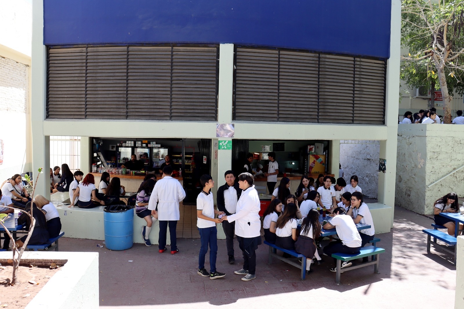 Mercado Gómez reiteró el llamado a los jóvenes, así como a los padres de familia a que estén muy atentos en completar el proceso en su totalidad.