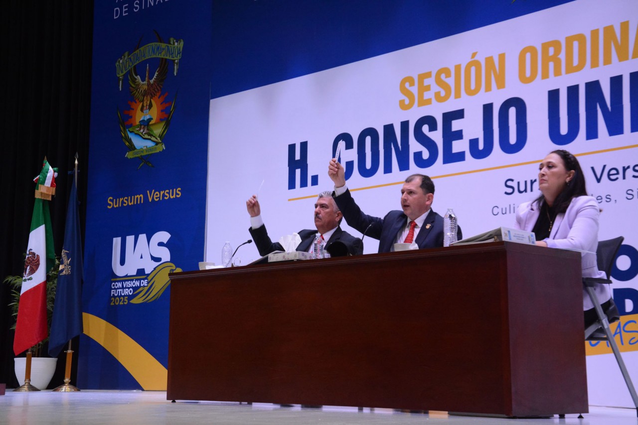 Acuerda Consejo Universitario demandar penalmente a titular de la ASE y diputados locales