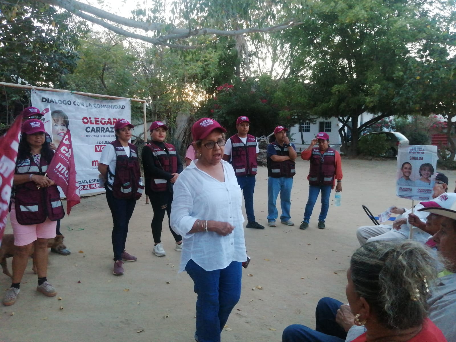 Los vecinos de la colonia Libertad de Expresión está con Olegaria Carrazco y toda la fórmula de Morena, así lo aseguraron después de una reunión vecinal donde se habló de importancia del plan C de Claudia.