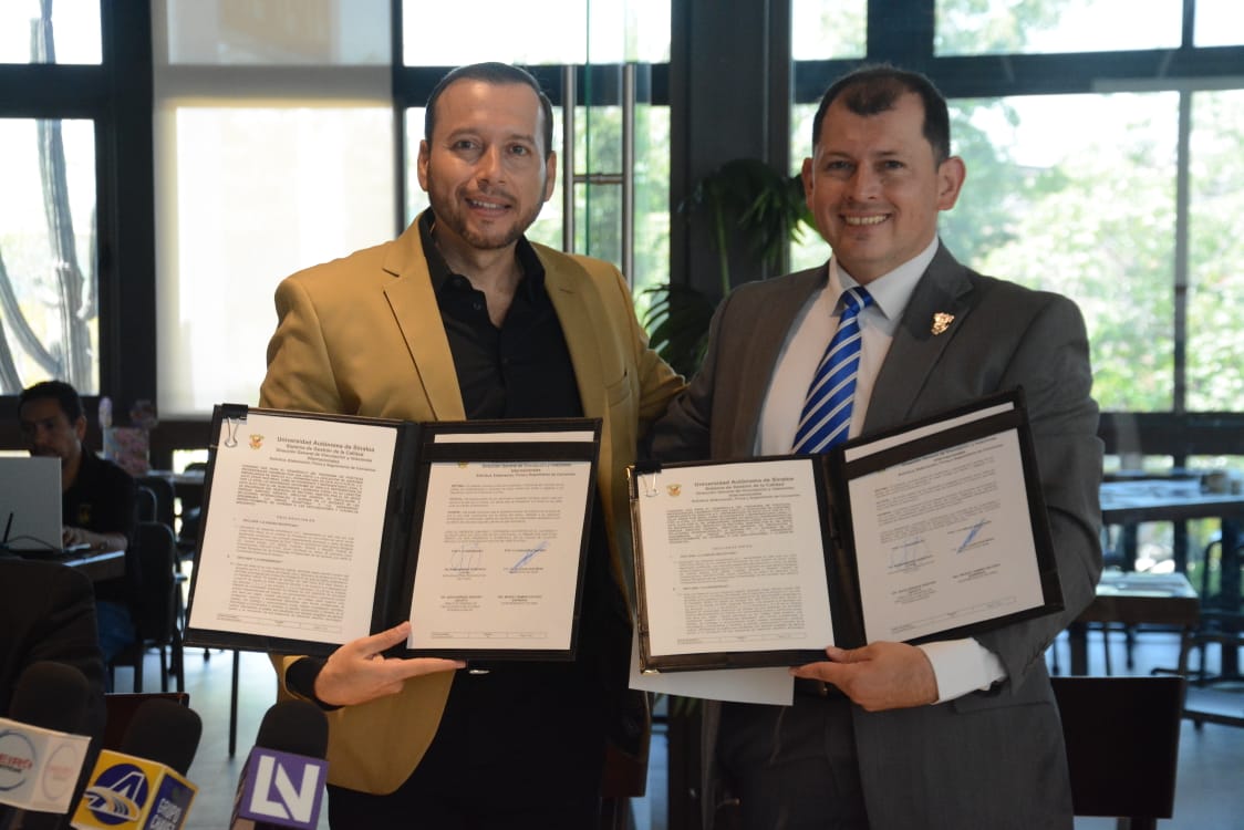 Como ejemplo de la confianza del sector empresarial hacia la institución, la UAS firma Convenio de Colaboración con la Asociación de Asesores inmobiliarios de Sinaloa (AISIN)