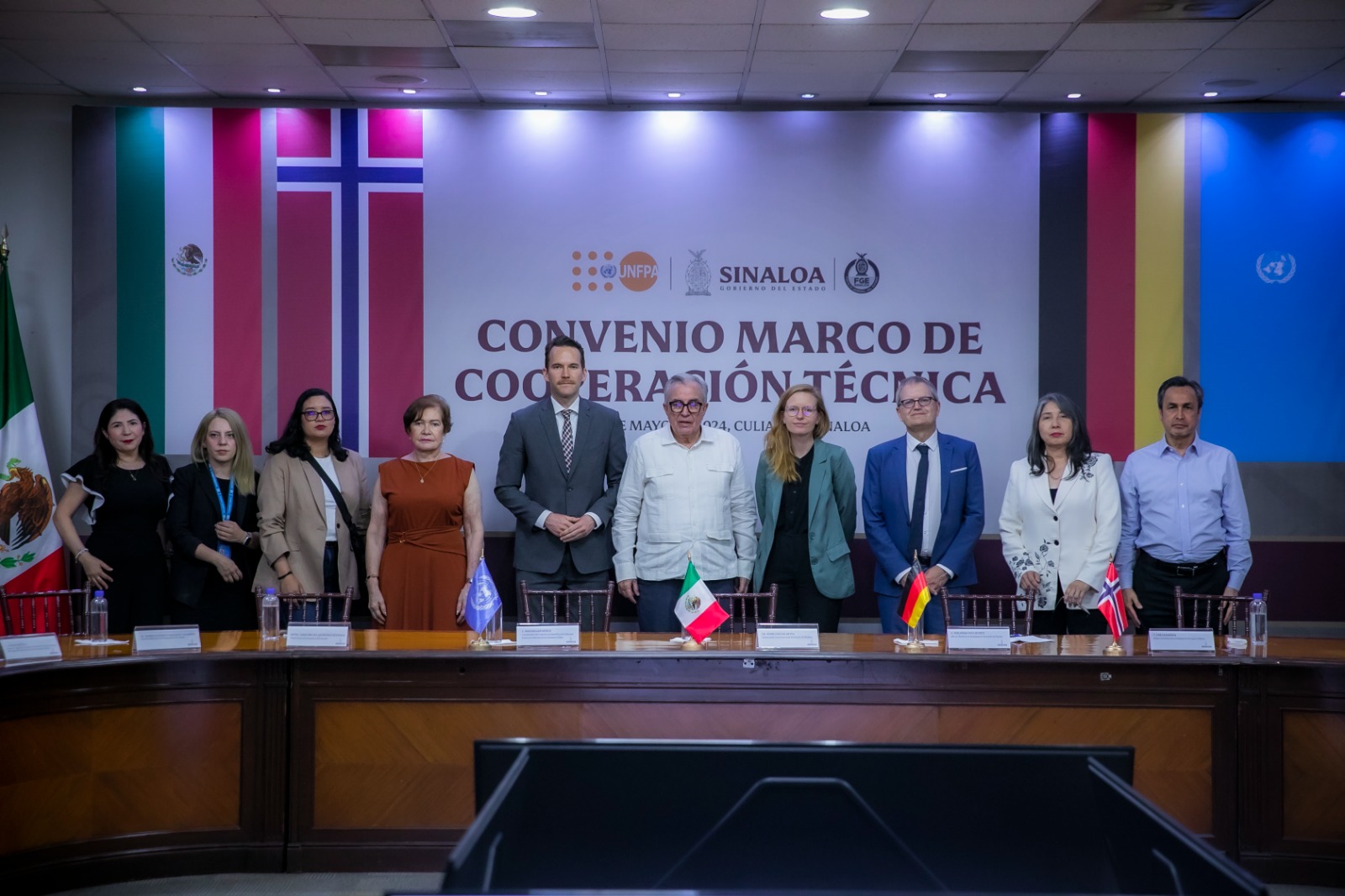 Gobierno del Estado y FGE signaron un convenio de colaboración con el Fondo de Población de las Naciones Unidas y las Embajadas de Alemania y Noruega para la identificación de restos humanos
