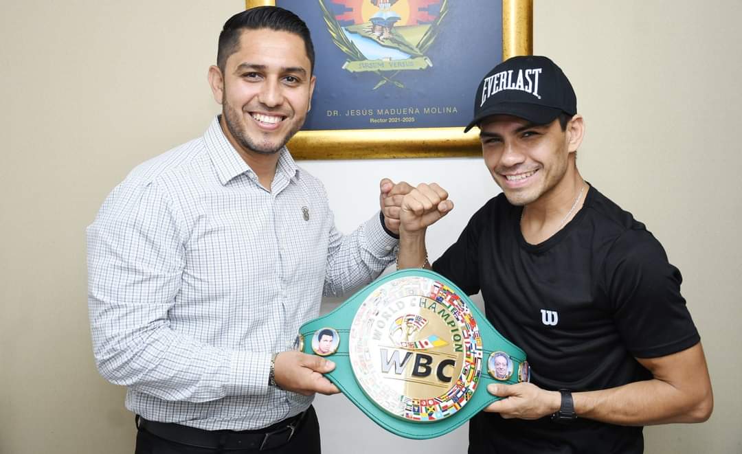 El campeón mundial es instructor mazatleco del Gimnasio de la UAS