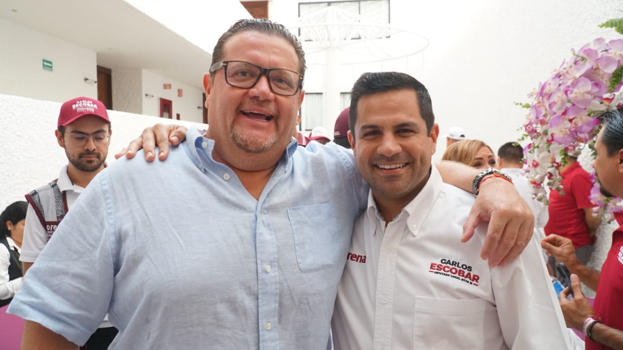 El candidato a diputado local, por el Distrito 21 de Mazatlán, Carlos Escobar asistió en calidad de invitado, a un encuentro con empresarios, representantes y prestadores de servicios turísticos.