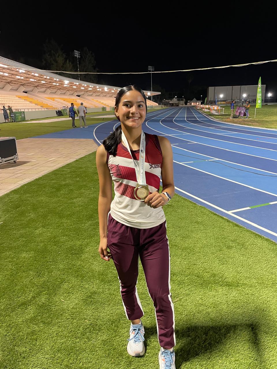 - La velocista mazatleca abre con el pie derecho la participación de la delegación sinaloense que se encuentra disputando las medallas en el Polideportivo Revolución de Guadalajara, Jalisco