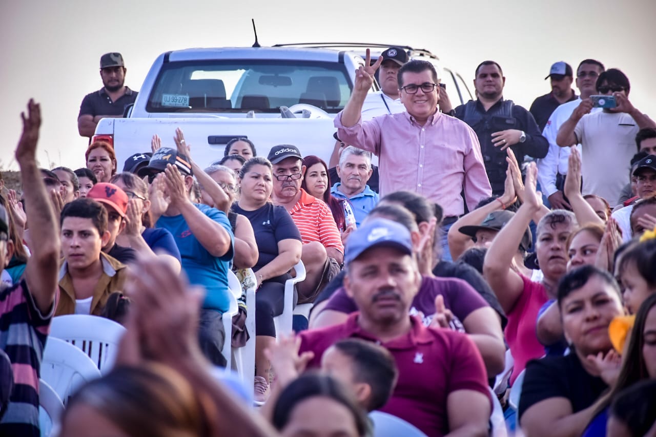 Alcalde Edgar González da banderazo de arranque a obra de caseta de policía en el fraccionamiento CVIVE.