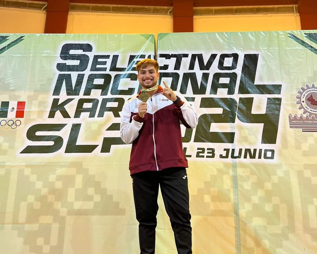 Se corona en el Campeonato Senior avalado por la Federación Mexicana de Karate, con amplio dominio sobre sus rivales en la semifinal y final
