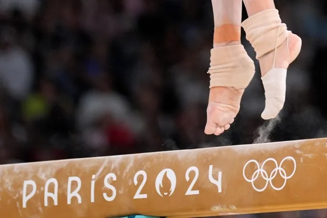 “Todavía me tengo que volver a operar, así que las caídas dan mucho más miedo; lo hago perfecto o me va a doler y no siempre estás en condiciones de hacer perfecto. Es difícil manejarlo”, finalizó la gimnasta.