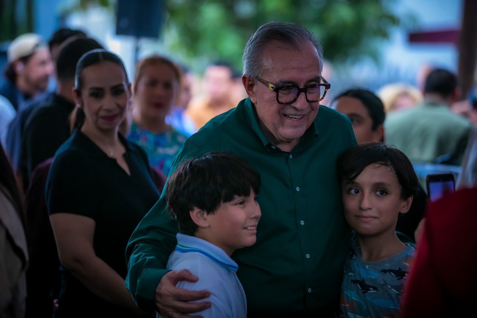 Saber lo que ocupan es el punto de inicio para sus obras: Rocha Moya al inaugurar acciones de pavimentación en la Ignacio Allende y El Mirador