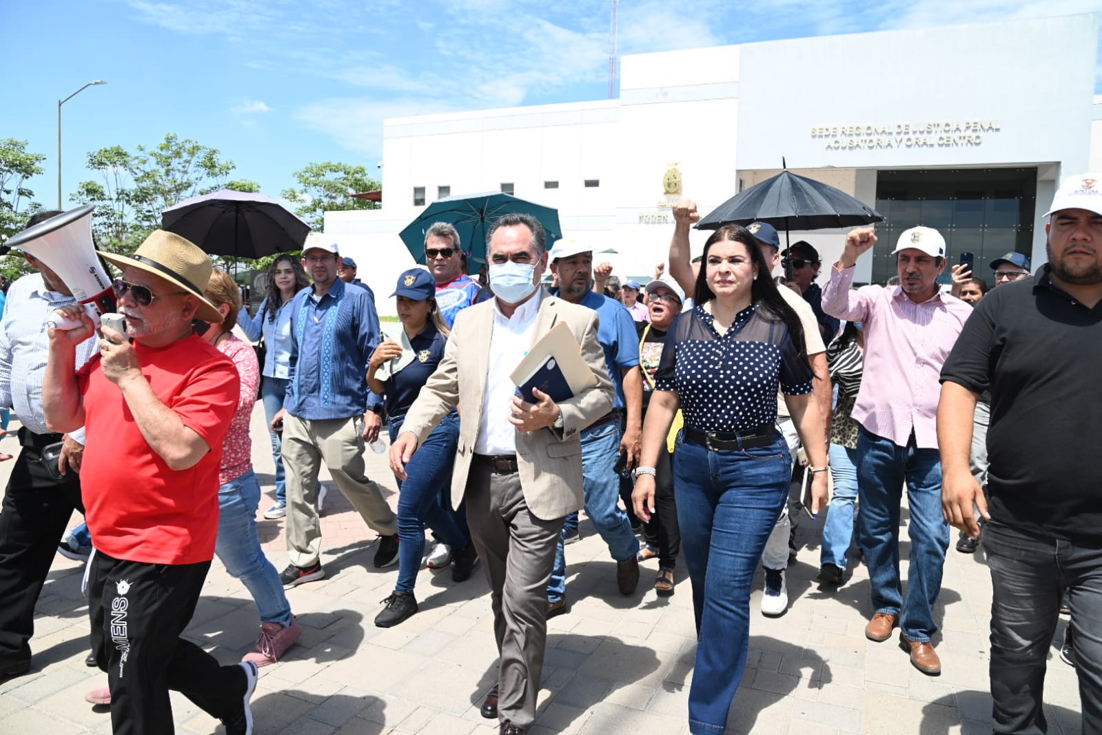 - Extraña a universitarios actitud benevolente del juez, quien reprogramó la audiencia ante el estado de salud del doctor Jesús Madueña Molina