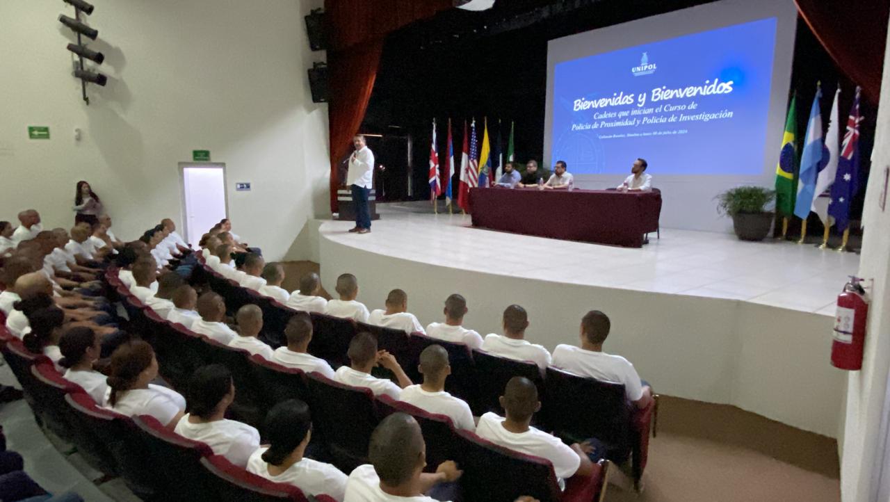 Un total de 218 aspirantes a policía han llegado a la Universidad de la Policía (Unipol), para iniciar su Curso de Formación Inicial. 