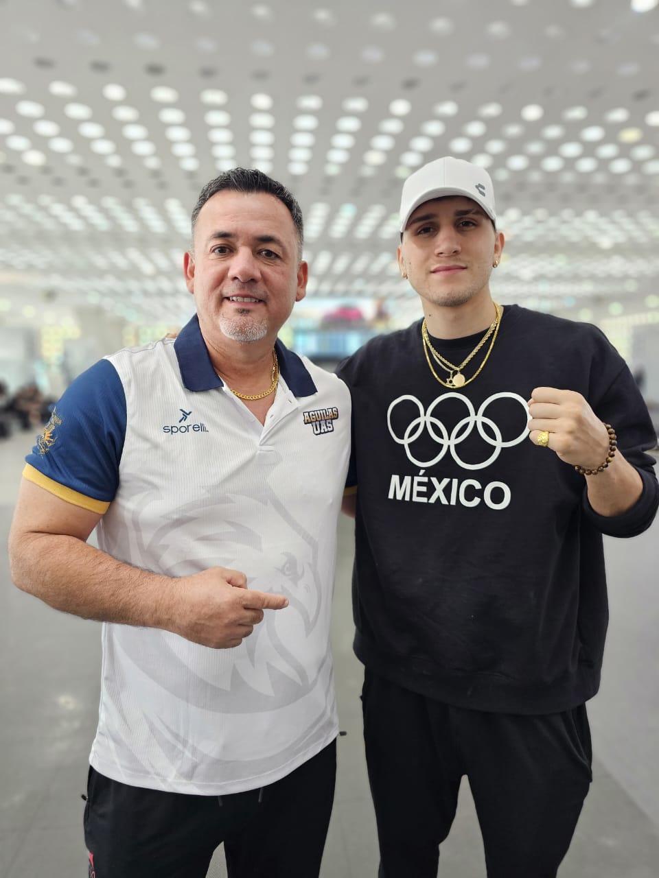 -	Tras el sorteo de emparejamiento, el rival del boxeador mazatleco, que contará en la esquina con el entrenador, Radamés Hernández, será el ganador del combate entre el alemán Magomed Schachidov y el mozambiqueño Tiago Muxanga, el 31 de julio