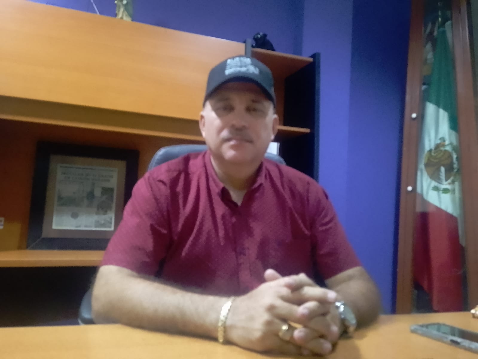 La Alianza de Camiones Urbanos y Suburbanos de Mazatlán, se dijo a favor del “piso parejo” y que choferes del transporte público también sean sancionados, si no utilizan el carril preferencial y se les ve circulando por carriles no autorizados.