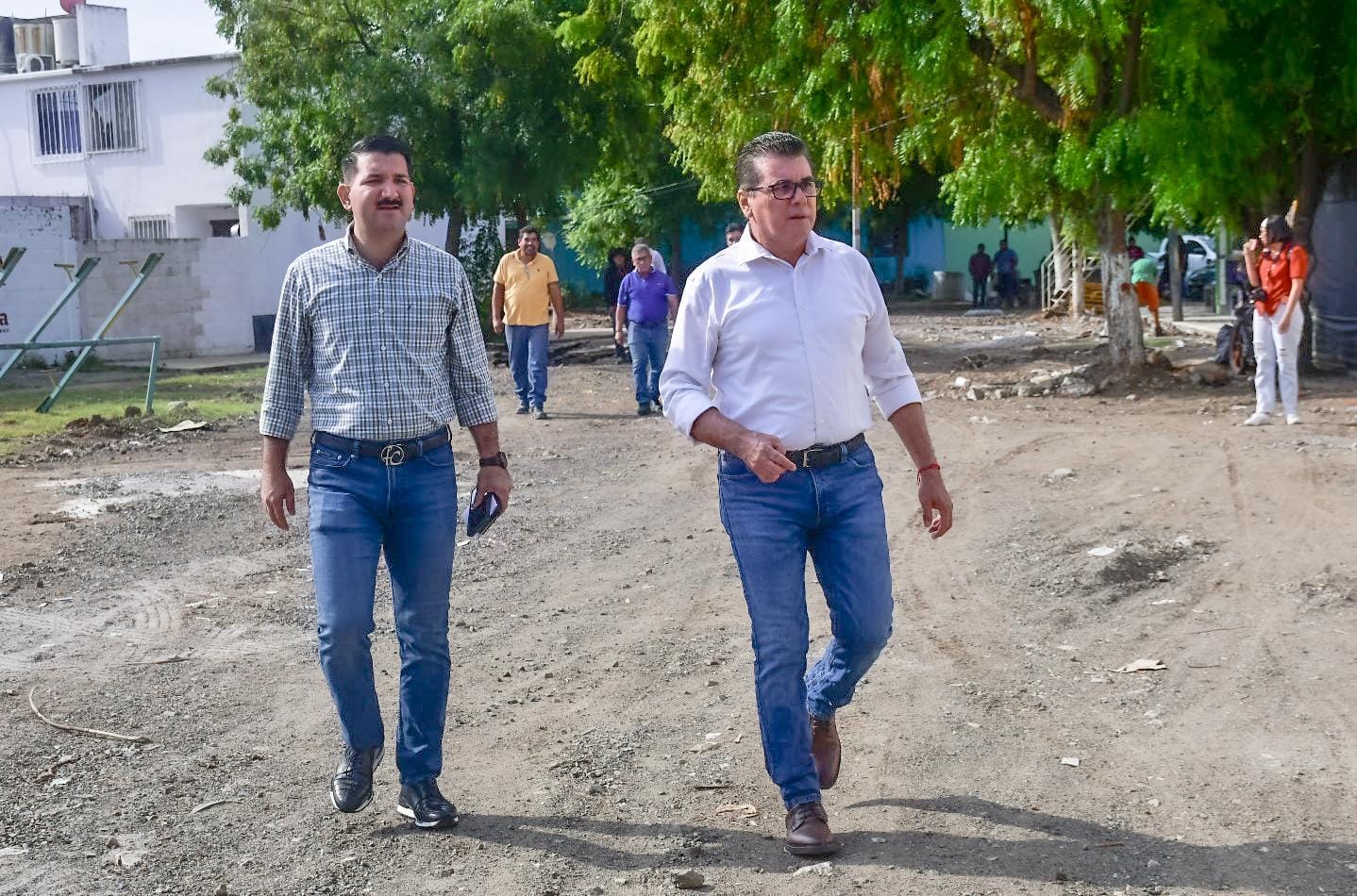 Destacó que el objetivo principal de esta obra es mitigar los graves daños a la salud que provocaban los derrames de aguas negras entre los vecinos.