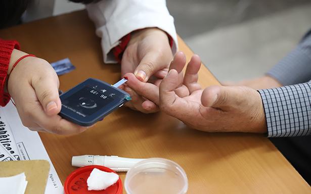 Investigadores de la UAS buscan identificar biomarcadores que permitan determinar el riesgo de padecer diabetes antes de que se manifieste