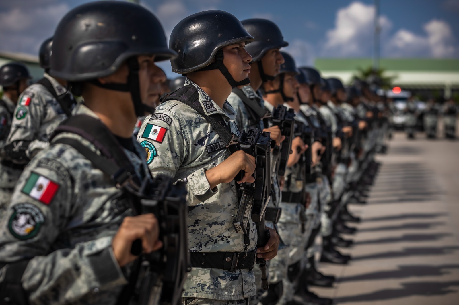 Rinde protesta José Luis Chiñas Silva, como Comandante de la Tercera Brigada de la policía militar y Coordinador Estatal de la Guardia Nacional en Sinaloa