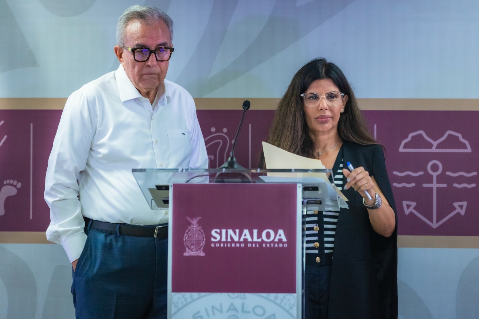 Durante la conferencia semanera del Gobernador Dr. Rubén Rocha Moya, se dio a conocer que el programa de canje gratuito de uniformes, calzado y útiles escolares, presenta un avance de canje del 45% en las primeras dos semanas de arranque.