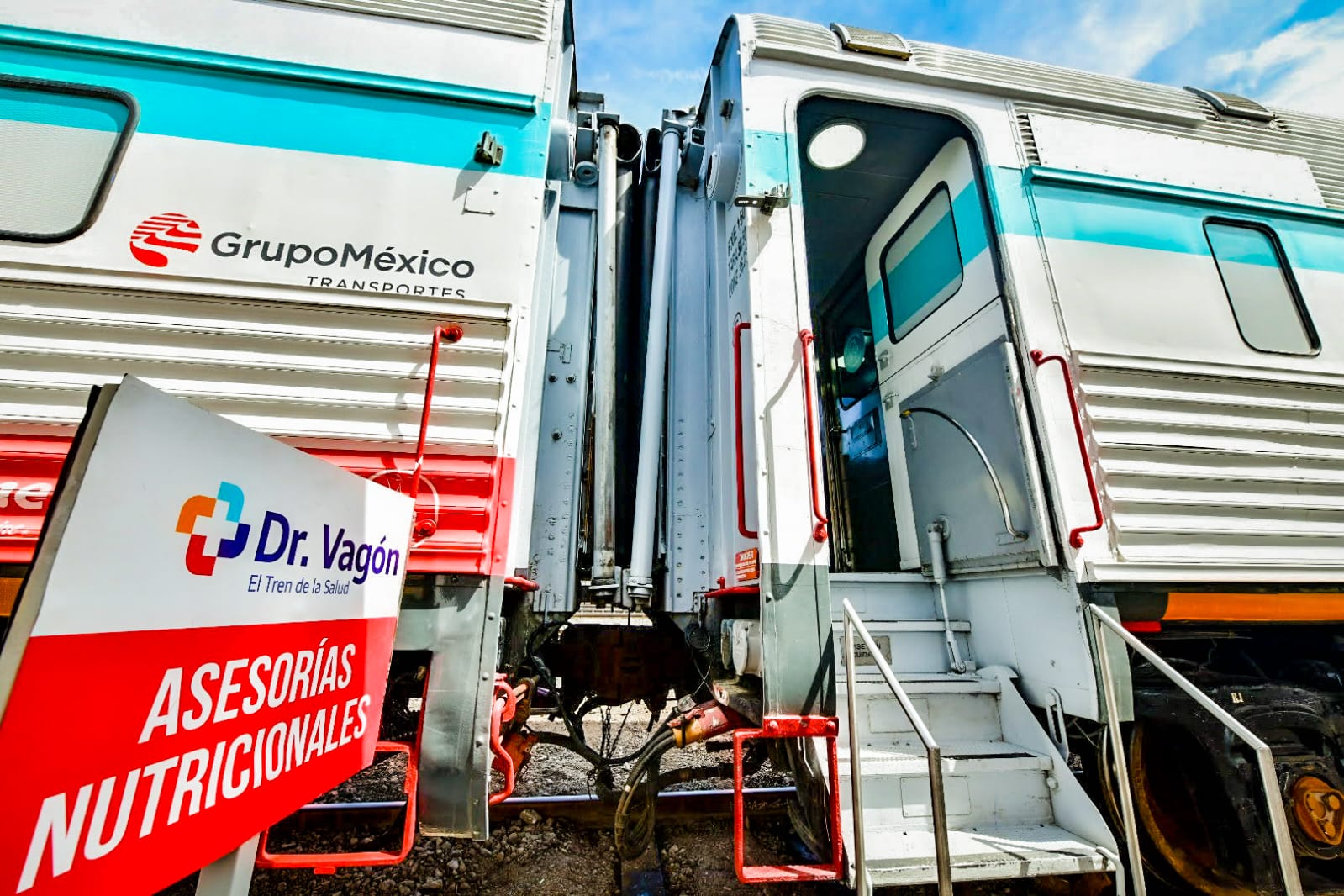 Del 2 al 6 de septiembre se llevarán a cabo las atenciones médicas gratuitas, se repartirán 500 fichas diarias a partir de las 6:00 de la mañana en Avenida Ferrocarril, en la colonia Santa Elena.