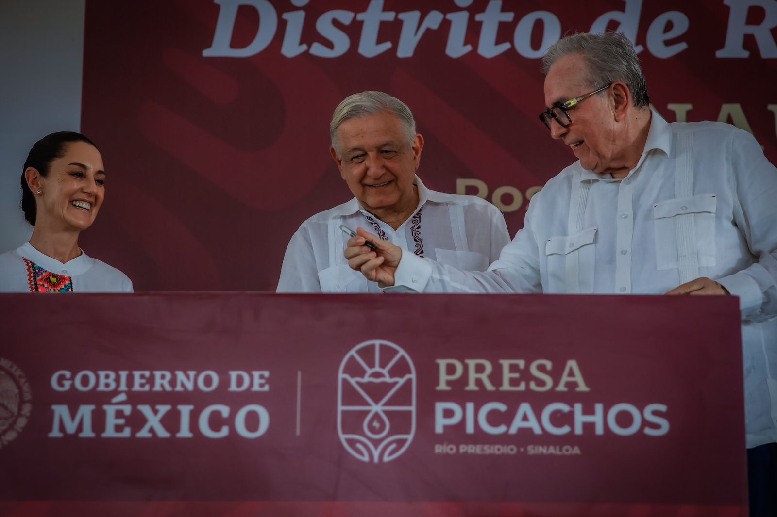 -	El gobernador del estado acompañó al presidente de México, Andrés Manuel López Obrador, y a la presidenta electa, Claudia Sheinbaum, a la inauguración del Distrito de Riego de la presa Picachos