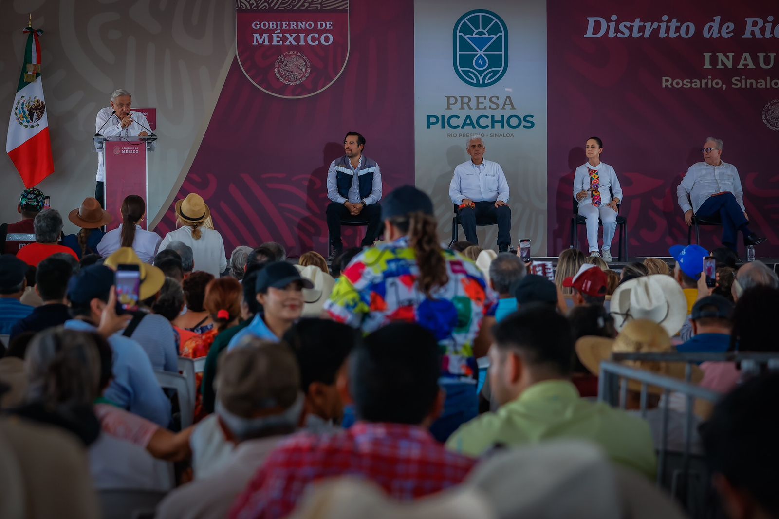 -	El gobernador del estado acompañó al presidente de México, Andrés Manuel López Obrador, y a la presidenta electa, Claudia Sheinbaum, a la inauguración del Distrito de Riego de la presa Picachos