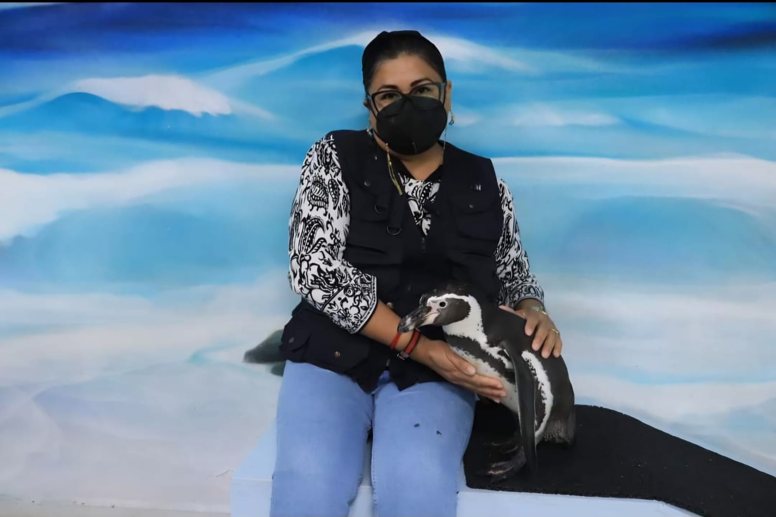 La Universidad Humboldt de Berlín, a través del Filólogo Hans Fernández, destacó la Antología "No Somos Islas", para un curso de "Literatura en Pandemia", donde se analizaron tres textos, uno de ellos, de la mazatleca Fabiola Rodríguez Bretón.