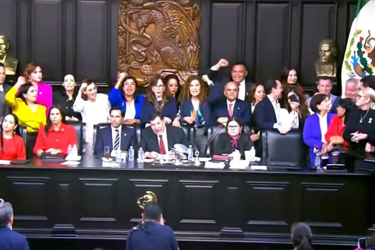 Tras extorsiones y acciones mafiosas aprueban la Reforma al Poder Judicial.