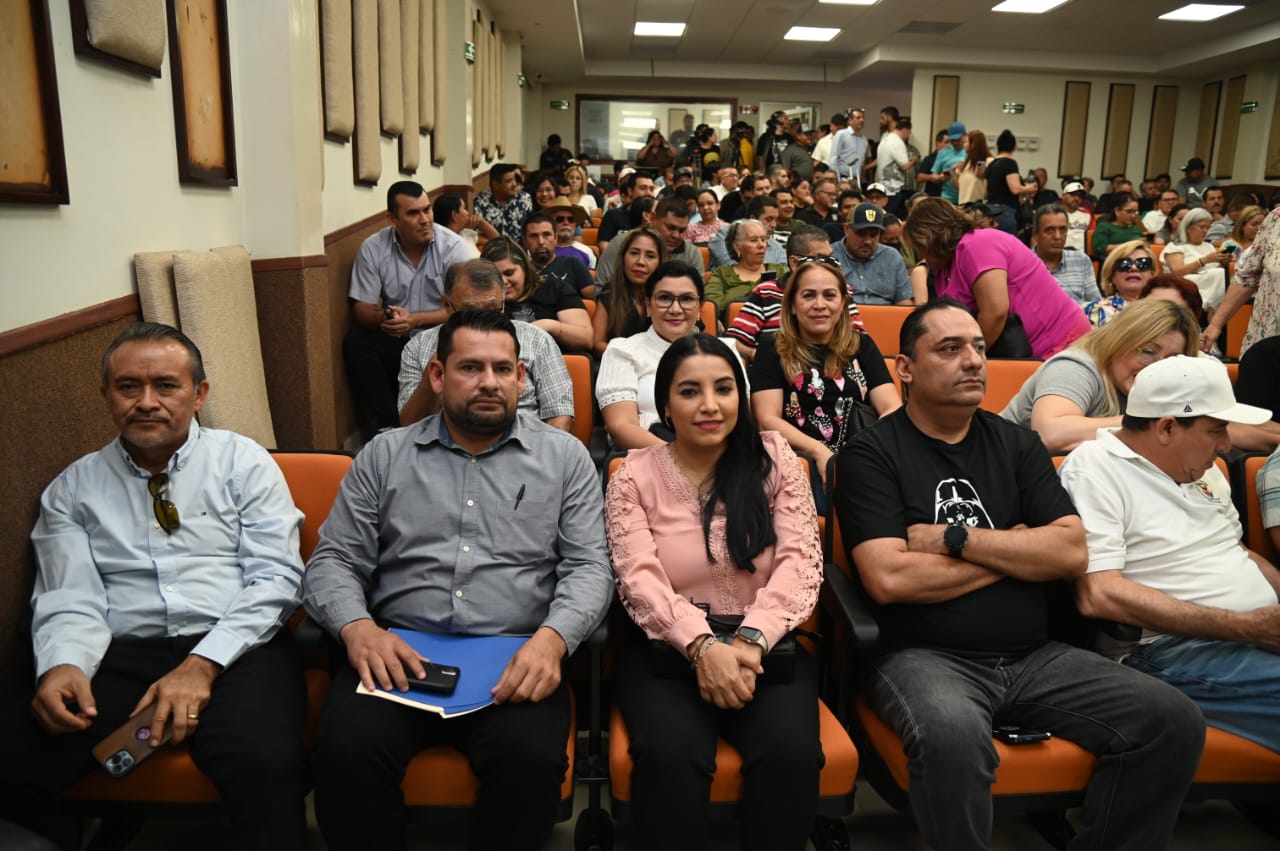 - Rechazan líderes del SUNTUAS las pretensiones del Congreso del Estado a realizar la consulta para reformar su Ley Orgánica, y se declaran listos para la defensa de la Autonomía Universitaria