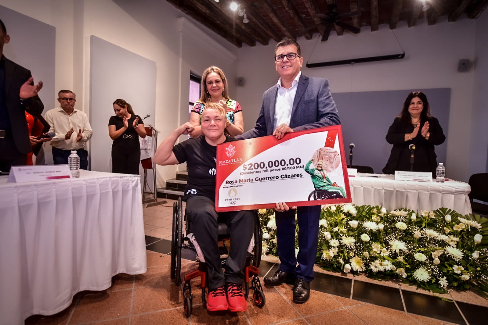 El Cabildo de Mazatlán otorga un estímulo de 200 mil pesos a la medallista de bronce de los Juegos Paralímpicos de París 2024, en reconocimiento a su esfuerzo.