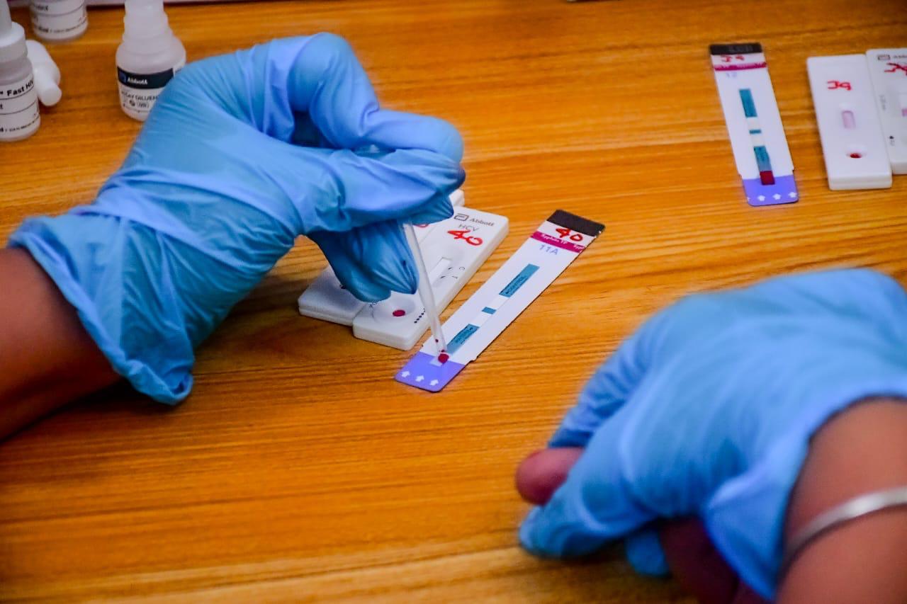 La Coordinación municipal de atención a la población LGBTIQ+ en coordinación con el UNEME Capacits Mazatlán realizaron este esfuerzo.