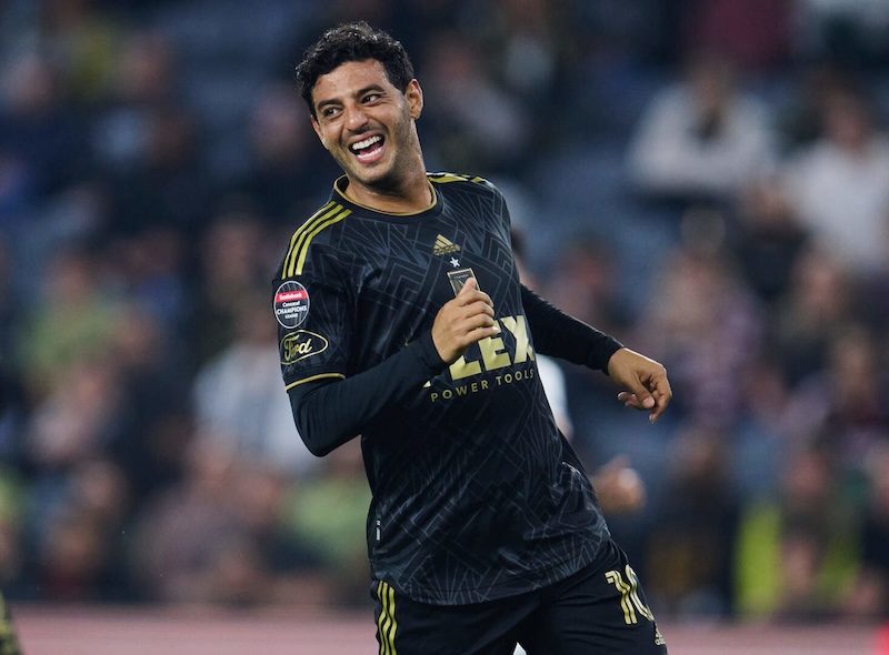 El delantero, alma y el corazón del conjunto angelino desde su fundación en 2018, se había mantenido este año alejado de los terrenos de juego y con cierta incertidumbre acerca de su futuro como futbolista tras no renovar con el LAFC a finales de 2023.