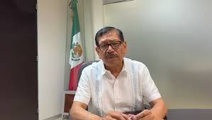 La Secretaría de Seguridad Pública en Sinaloa informa sobre los hechos ocurridos la tarde de este jueves a la salida sur de Culiacán sobre la carretera México 15 que, derivado de la agresión de la que fueran objeto elementos del Ejército Mexicano, dicho personal logró asegurar a 11 civiles, 11 armas de fuego y 3 vehículos, los cuales fueron puestos a disposición de las autoridades correspondientes.