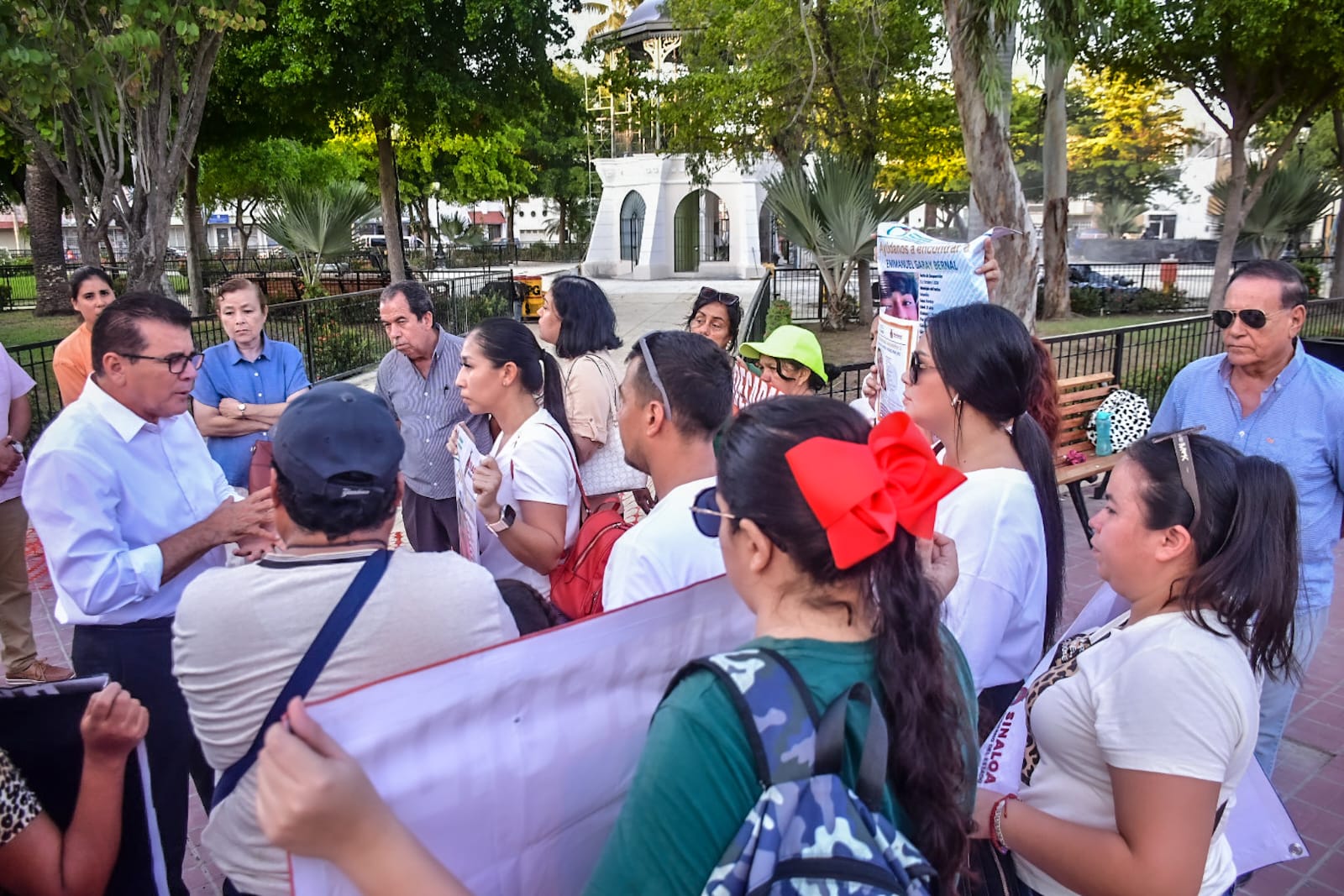 El munícipe invitó a las familias a que asistan a las instalaciones de Cabildo este jueves a las 9:30 horas para sostener un encuentro con el Vicefiscal Jesús Arnoldo Serrano .