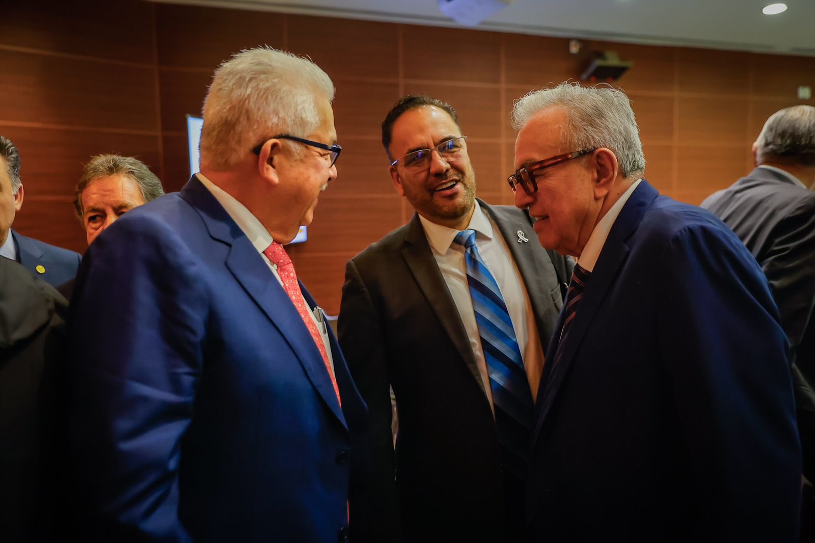 El Gobernador sostuvo una serie de reuniones en la Ciudad de México.