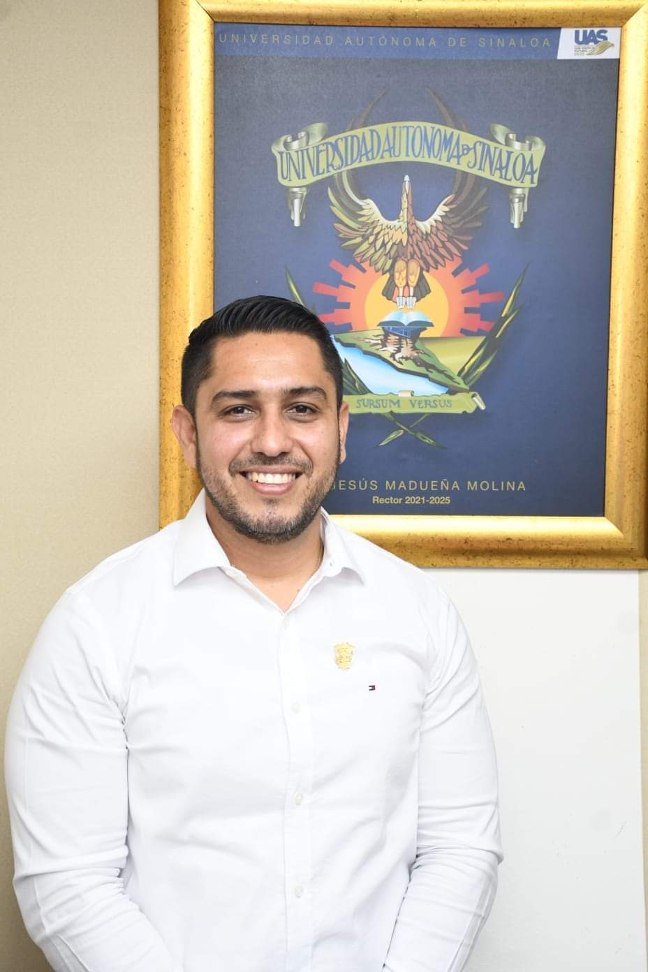 A partir del primer minuto del lunes 7 de octubre del presente año, la Universidad Autónoma de Sinaloa (UAS), inició el paro laboral indefinido en defensa de su autonomía, en la Unidad Regional Sur (URS) y todo el Estado de Sinaloa.