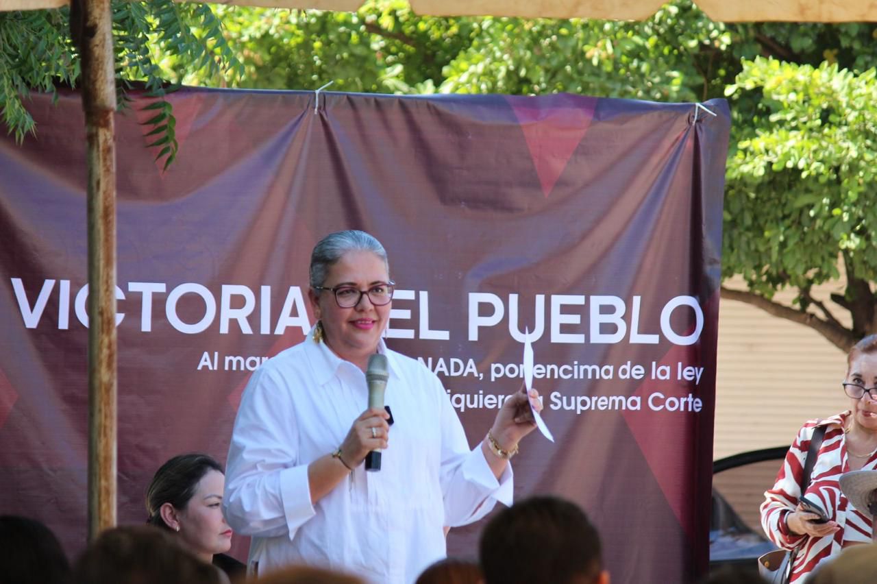 Graciela Domínguez estuvo acompañada de la diputada local del distrito 24 Rosario Sarabia, la diputada local y Presidenta de la Mesa Directiva del Congreso del Estado Yeraldine Bonilla, el diputado local Miguel Ángel Gutiérrez, y el Presidente Municipal de Escuinapa Víctor Manuel Díaz Simental.