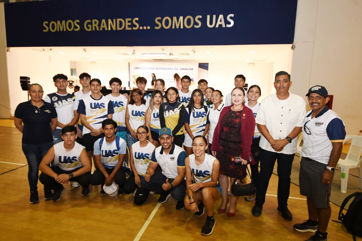 Con el propósito de fomentar el desarrollo integral de los estudiantes, promoviendo la actividad física, la Coordinación de Deportes de la Universidad Autónoma de Sinaloa (UAS) en la Unidad Regional Sur (URS), inauguró el Torneo 2da edición de la Copa estudiantil Municipal Águilas UAS con Visión de Futuro 2025.