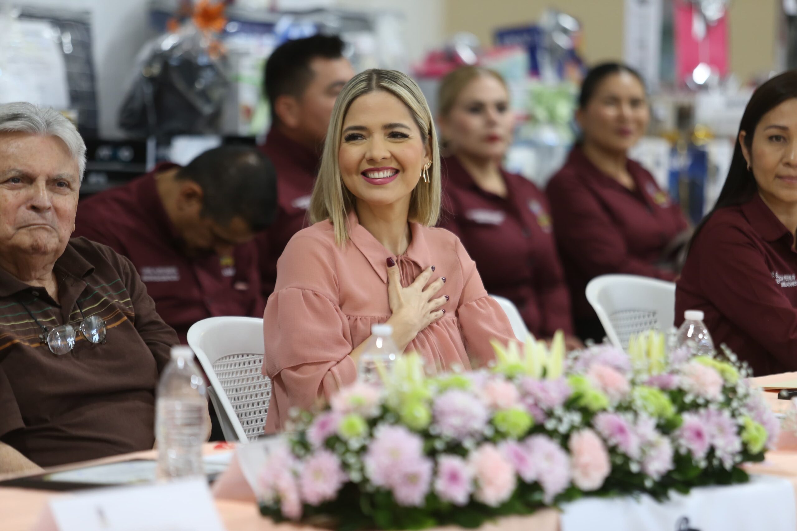 En el marco del 46 aniversario del sindicato, y festejo de los jubilados y pensionados, la Presidenta Municipal, Estrella Palacios Domínguez, reconoce el trabajo constante del personal del STASAM